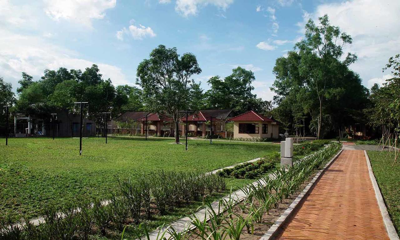 Lotus Phu My Resort Vung Tau Exterior photo